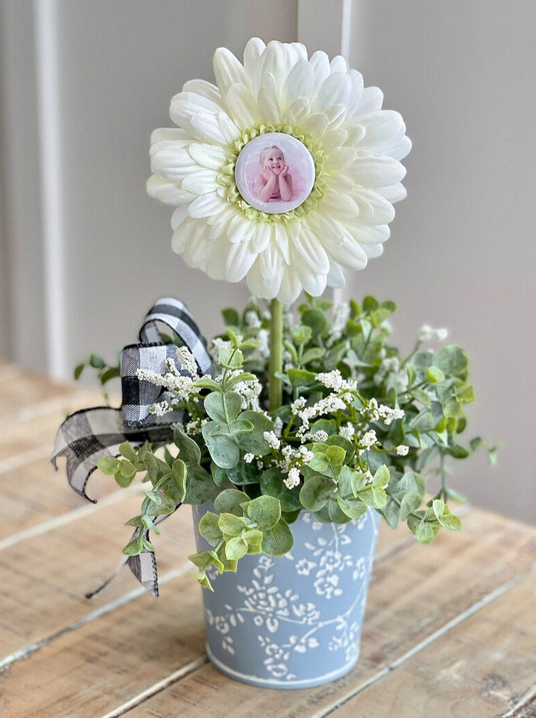 Flower Popper Simply White Arrangement