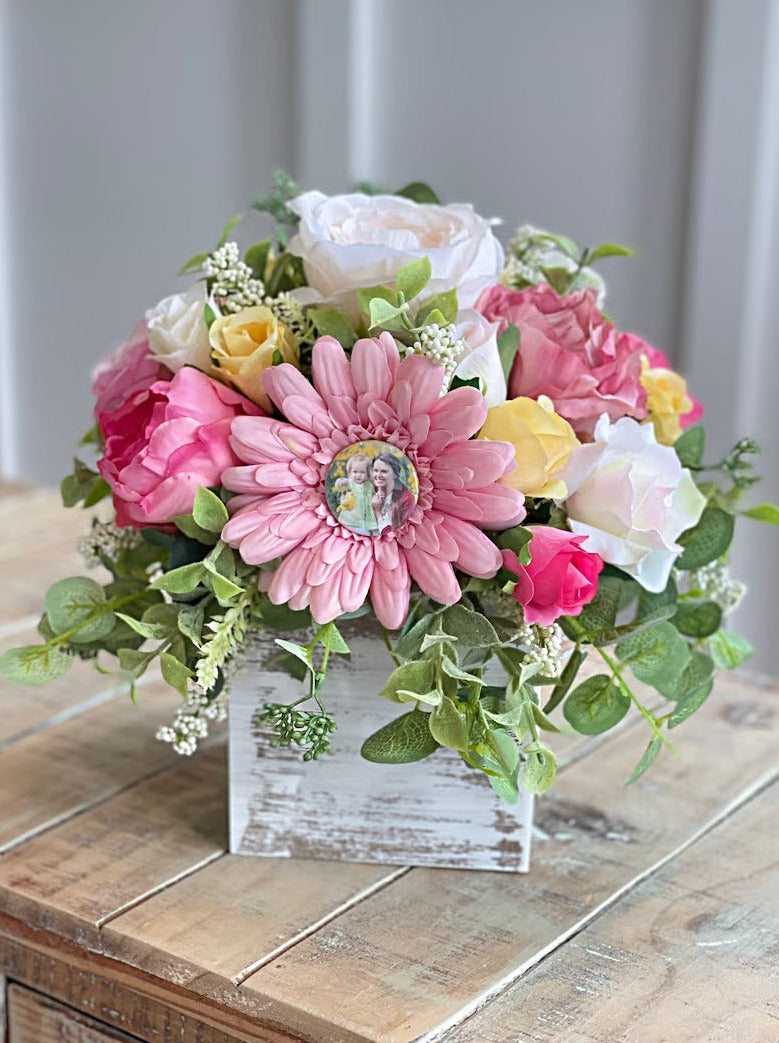 Flower Popper Delightful Arrangement