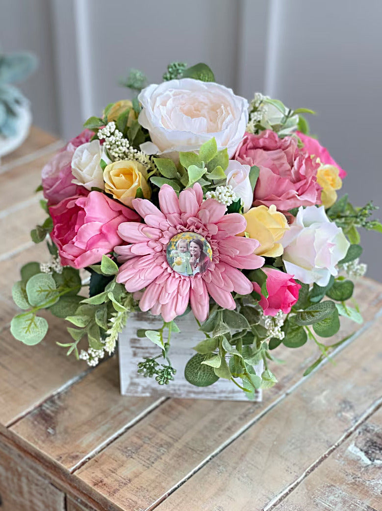 Flower Popper Delightful Arrangement