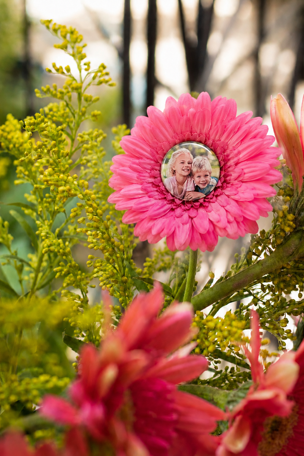 Hot Pink Daisy - Popper sold separately